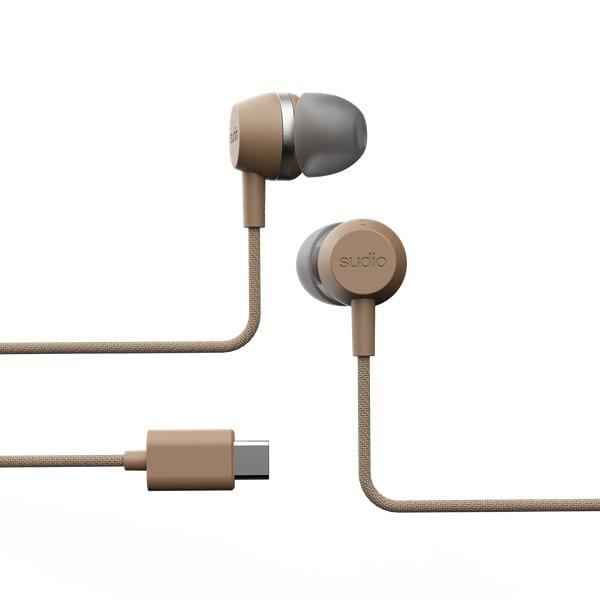 スーディオ SUDIO V3 Pro 有線イヤホン USB Type-C  キャラメル SD-3653